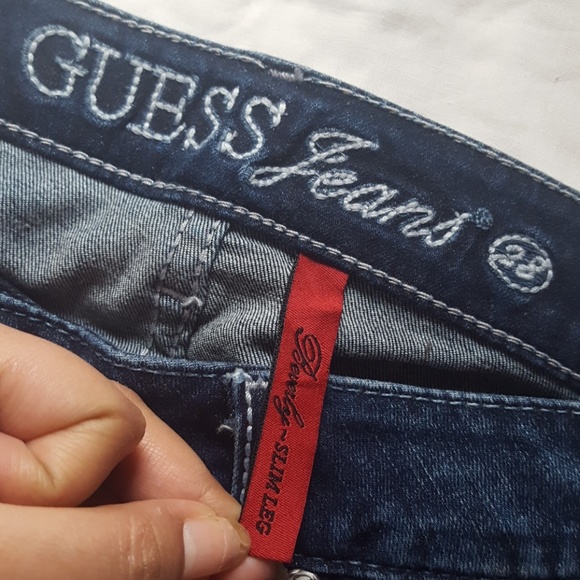 *GUESS JEANS NWOT - Picture 1 of 6
